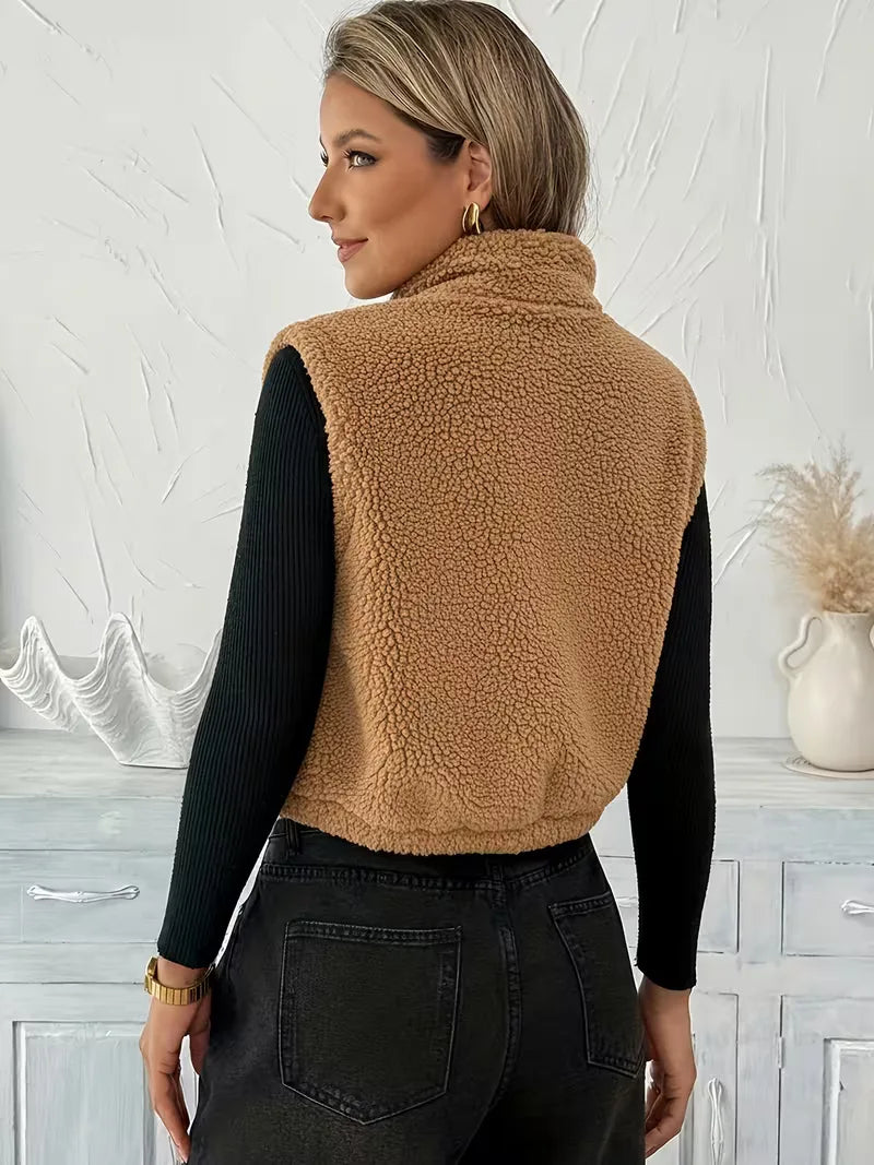 Gilet zippé avec fausse peau de mouton