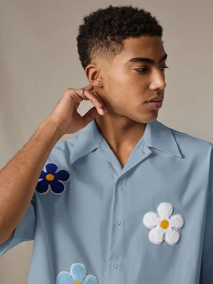 Chemise à manches courtes avec fleurs