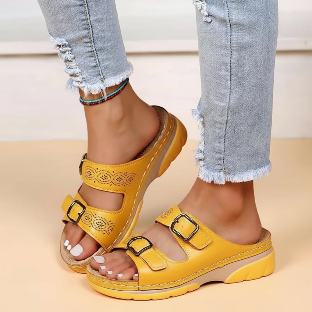 Fashionable Wedge Sandals in Larger Sizes