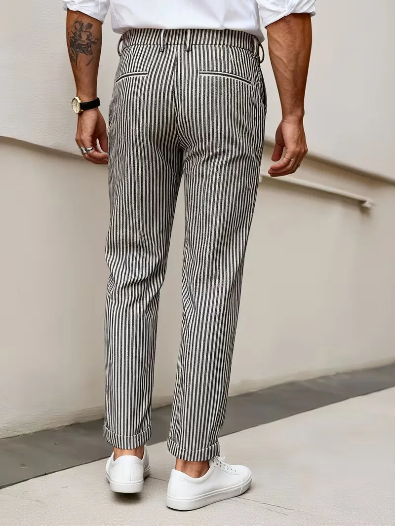 Pantalon court rayé