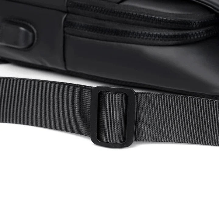Splashsafe - Waterproof Shoulder Bag