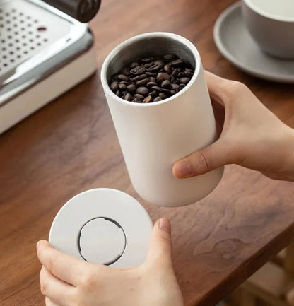 Coffee Vacuum Canister - Keeps Freshness - Ideal for Coffee Lovers