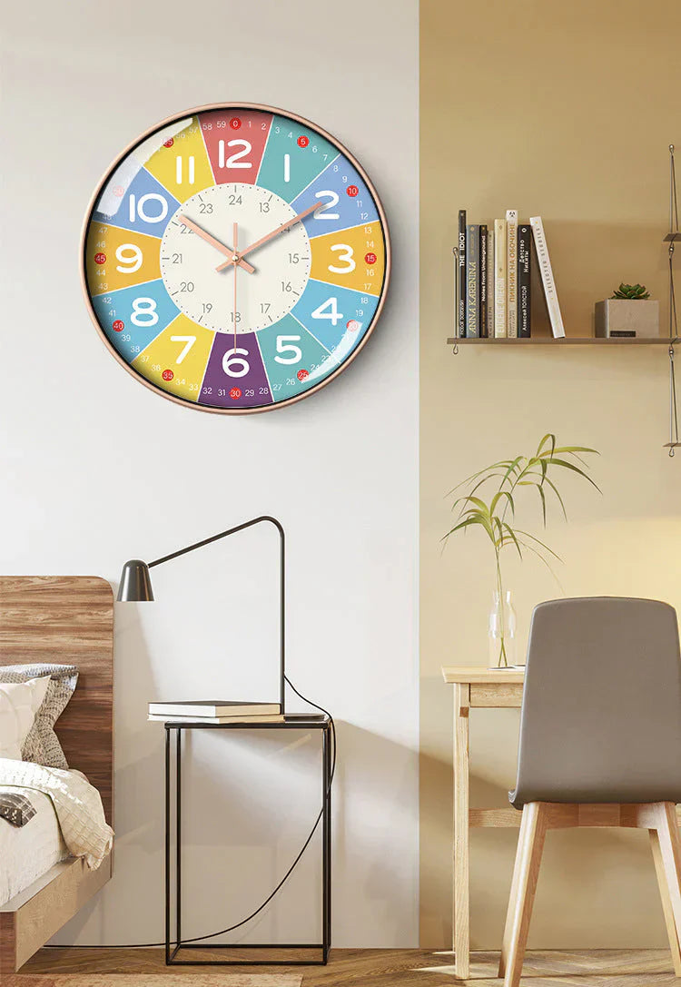 Kleurrijke wandklok - Perfect voor kinderkamers - Stijlvol en chic