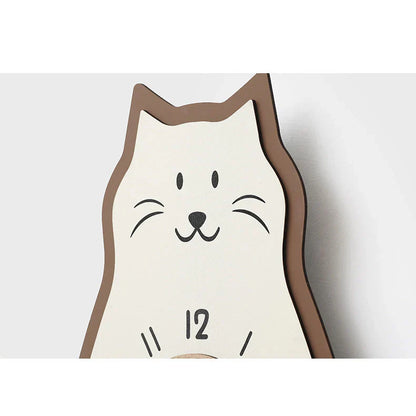 Reloj de pared mecedor con forma de gato de madera color crema - Elegancia moderna y silenciosa