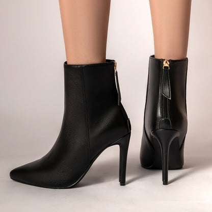 Karlijn - Elegant ankle boots in western style with stiletto heel