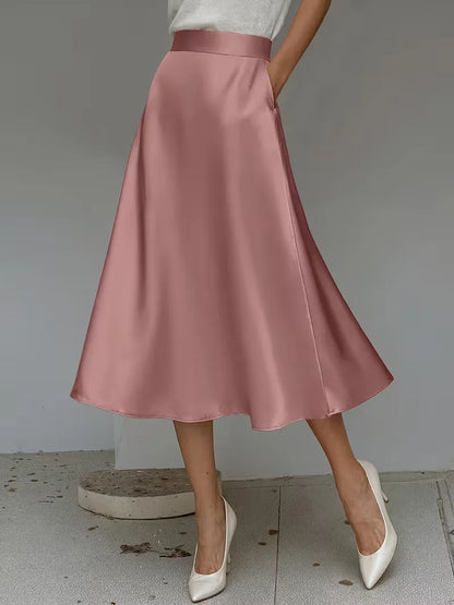 Jupe midi en satin à taille haute