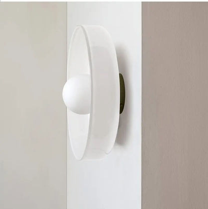 Glass ceiling lamp with Scandinavian design – Atmospheric lighting for any interior