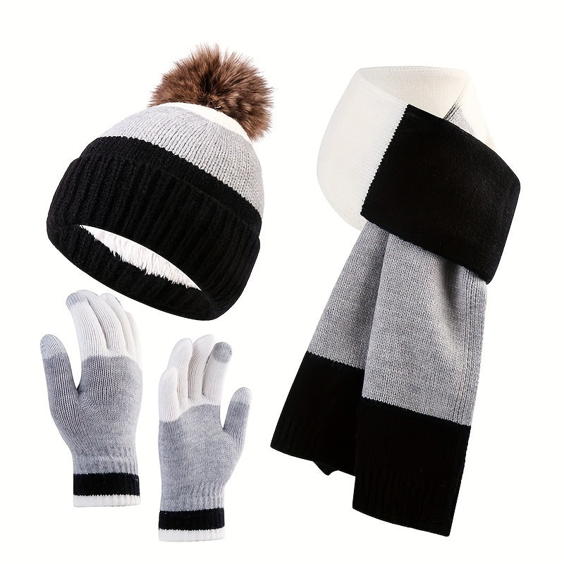Set invernale alla moda - Berretto, sciarpa e guanti per le giornate fredde