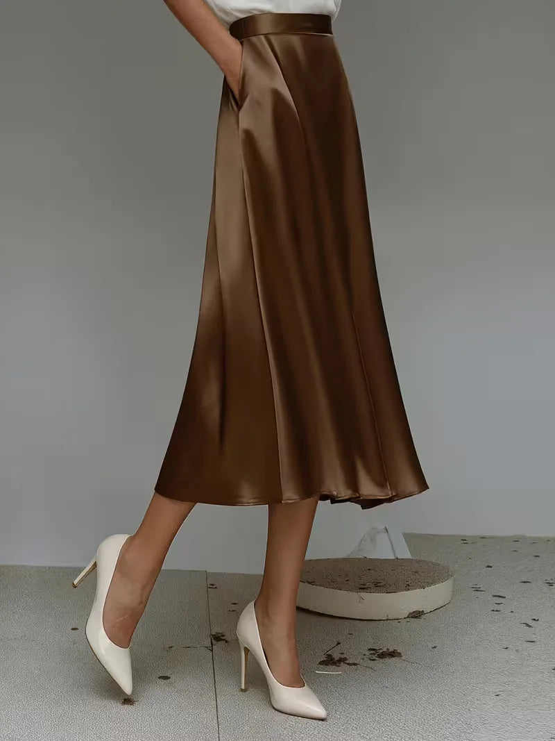 Jupe midi en satin à taille haute