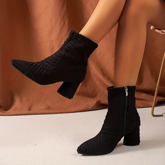Botas de mujer con tacón grueso en color sólido - Lisa
