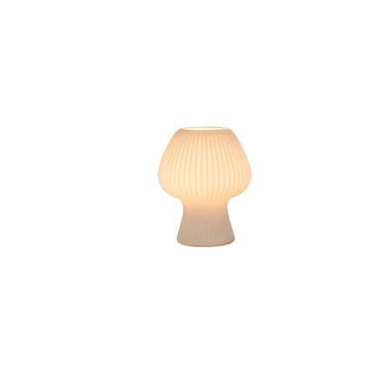 Lampada da tavolo dal design vintage