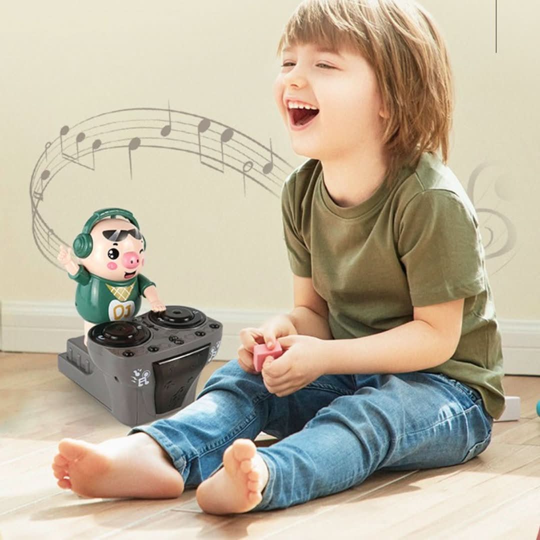 DJブタ | スイングする子ブタ