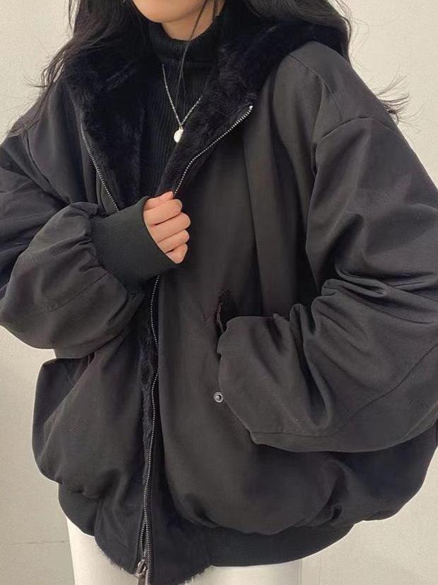 Oversized Women's Bomber Jacket with Fleece Lining