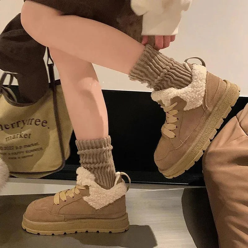 Livv | Lined suede sports shoe for women winter 2025