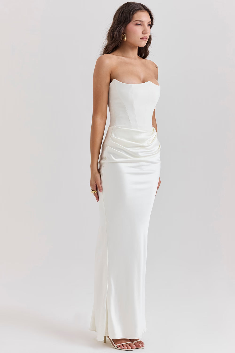 Ladies Elegant Strapless Maxi Dress with Long Skirt