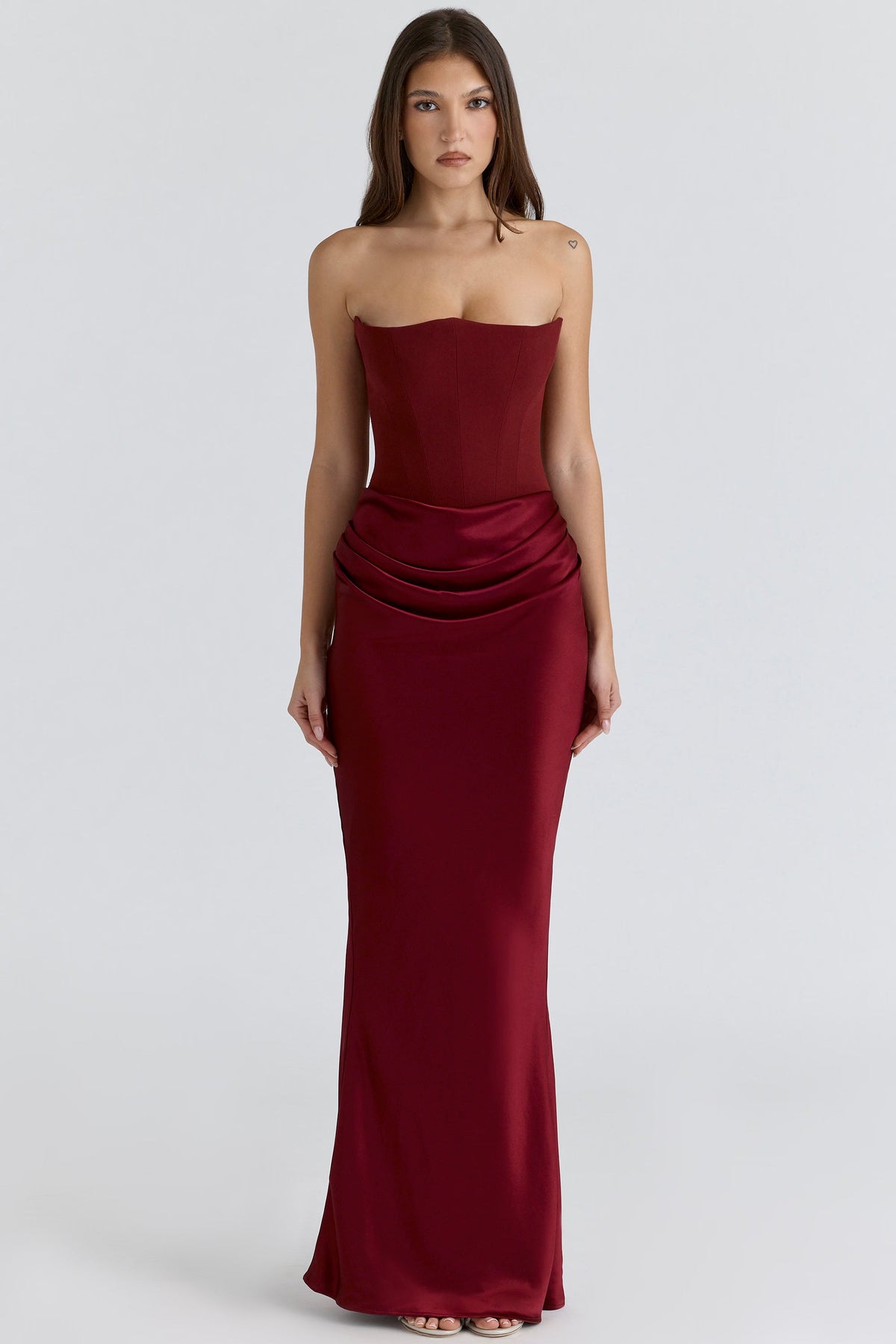 Ladies Elegant Strapless Maxi Dress with Long Skirt