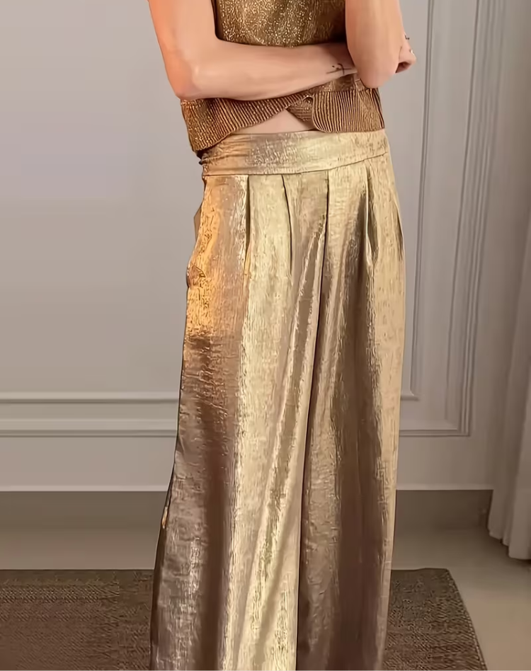 Elegant Trousers with Gold Details and Wide Legs