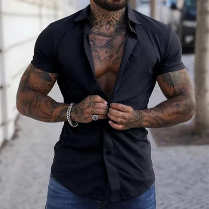 Pánská košile s krátkým rukávem a moderním přiléhavým střihem