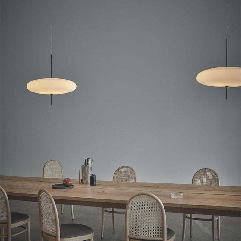 Oval LED Pendant Light VintageAura – Stylish and Energy-Efficient