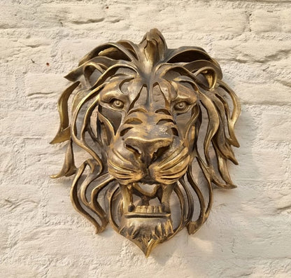 Metal Lion Head Wall Decoration - Elegant and Bold