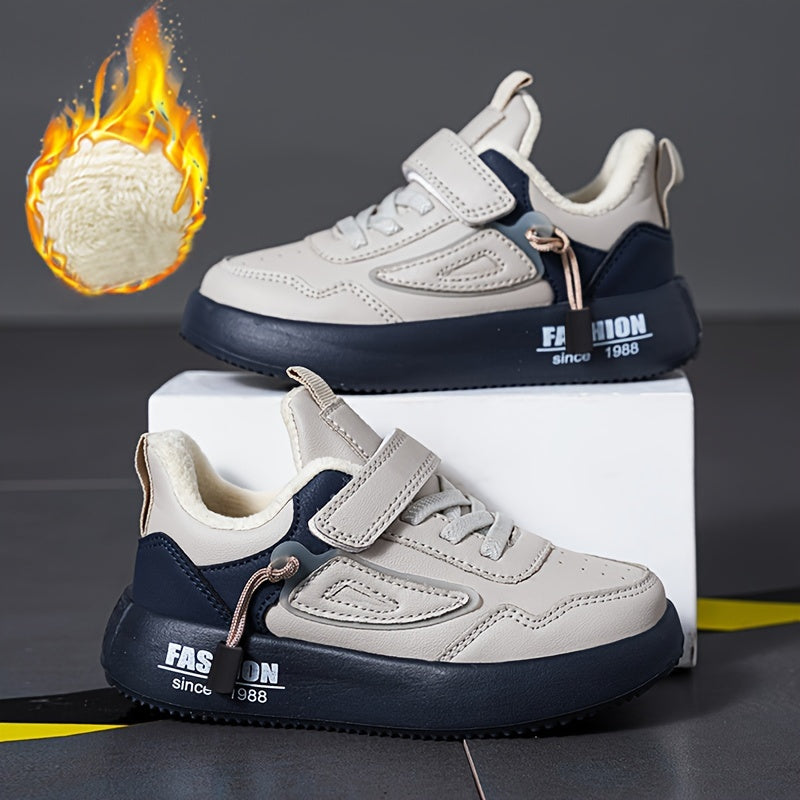 Bequeme rutschfeste Sneaker mit weicher Sohle für Kinder – Rusty