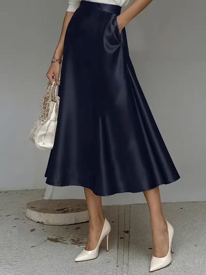 Jupe midi en satin à taille haute
