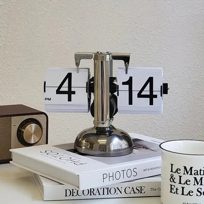 Elegant Flip Clock - Retro Design - Modern Time Display