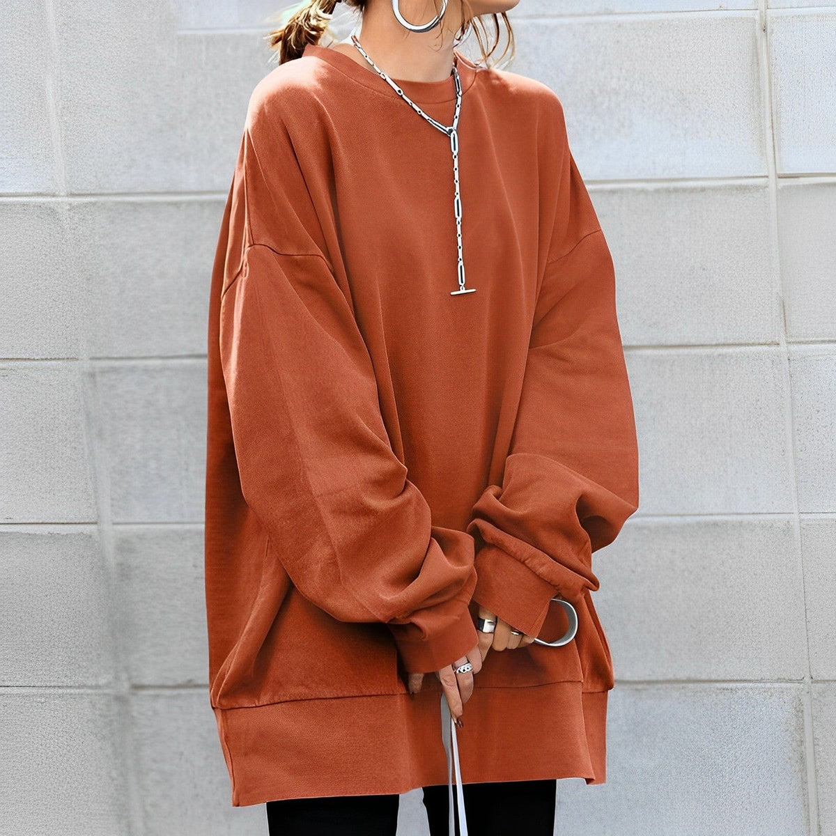 Γυναικείο oversized φούτερ με στρογγυλή λαιμόκοψη και μακριά μανίκια