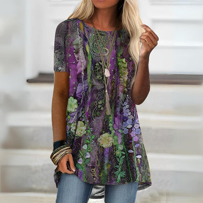 Women's Top with Artistic Print and Short Sleeves for Summer
