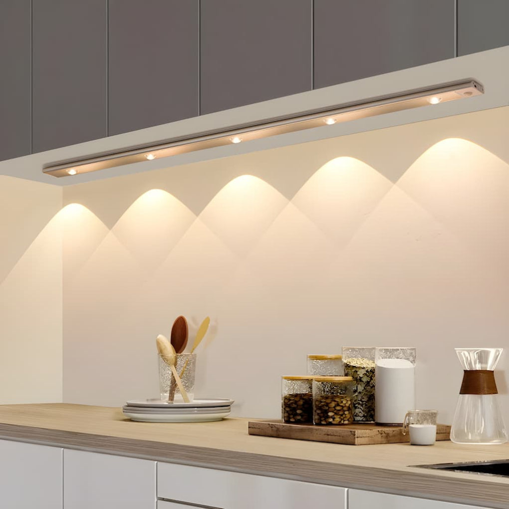 Apparecchio LED wireless con sensore di movimento