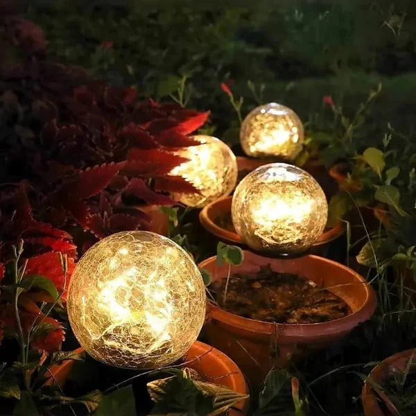 Lampe solaire de jardin à effet verre fissuré pour un éclairage extérieur chaleureux