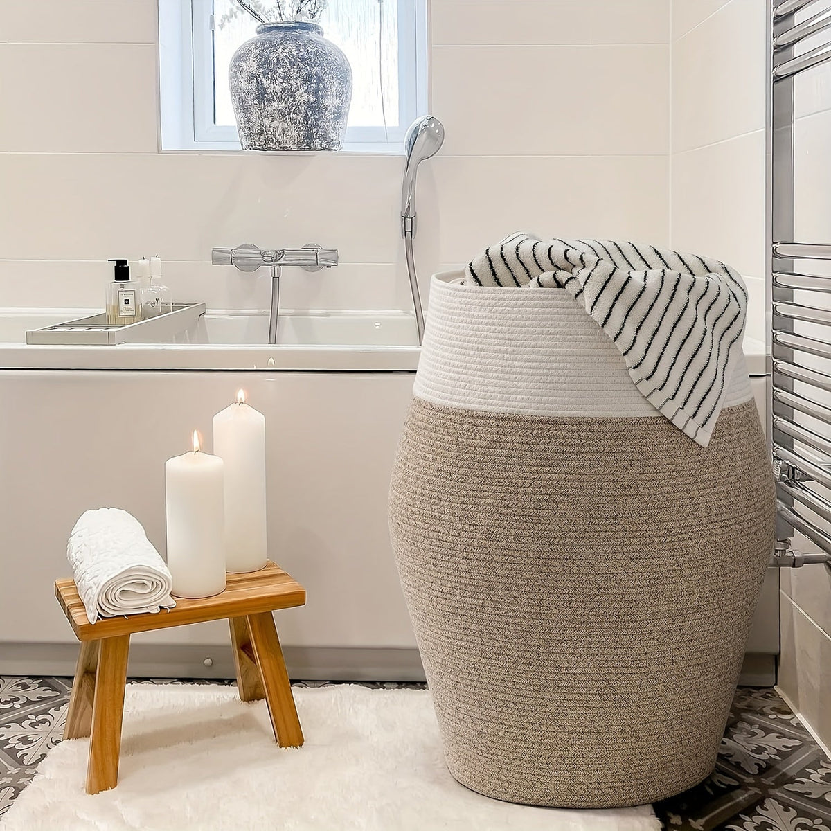 Large Woven Wicker Laundry Basket – Practical and Elegant for Any Laundry Room