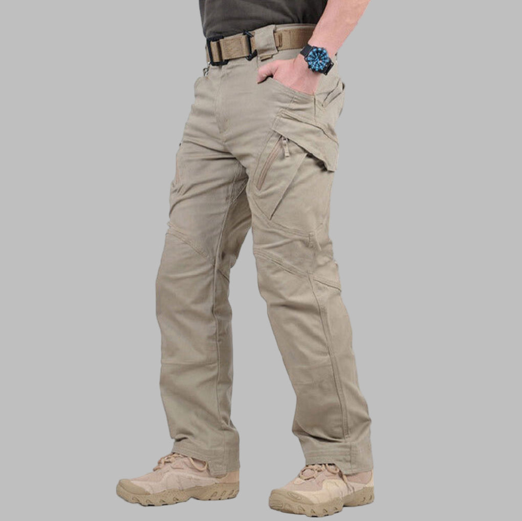 Multifunctional Waterproof Trousers – Perfect for Any Weather