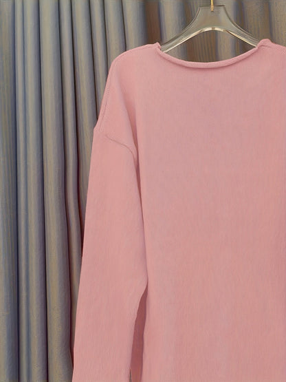 Xenia – Elegant Women's Pullover with V-Neck