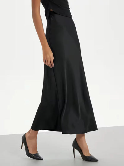 Jupe midi en satin à taille haute