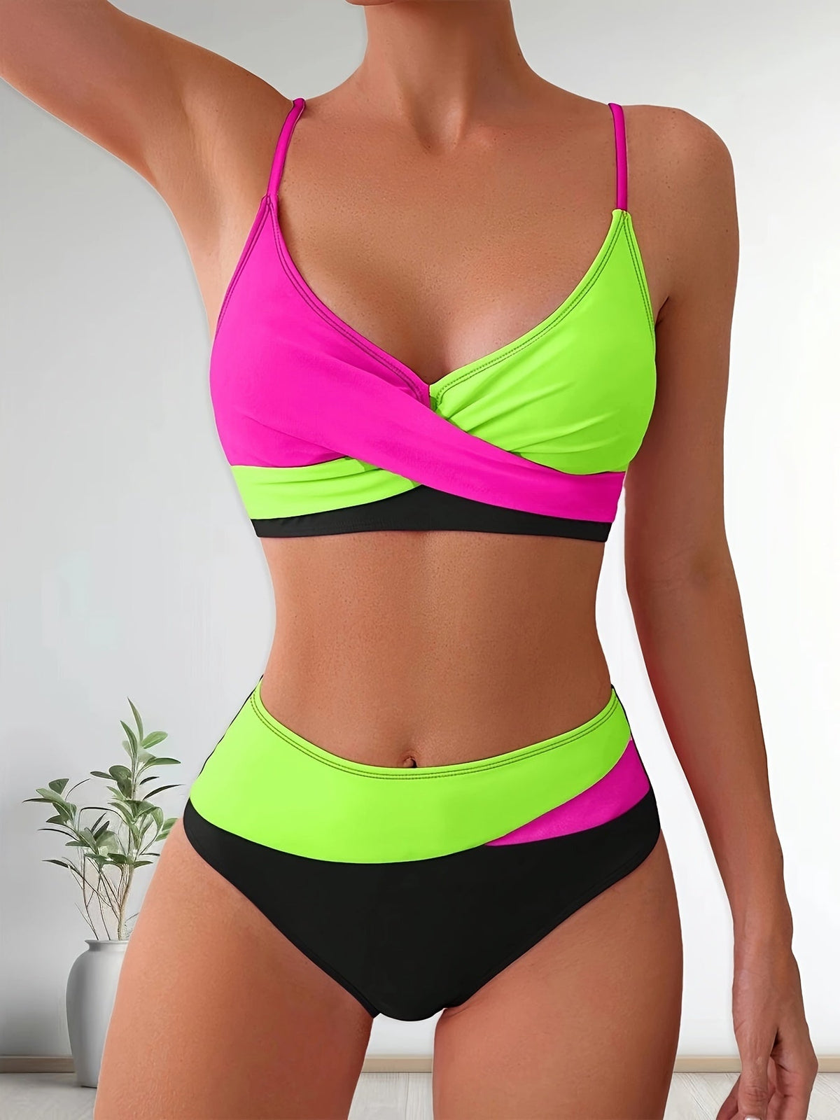 Set bikini patchwork elasticizzato e comodo da donna