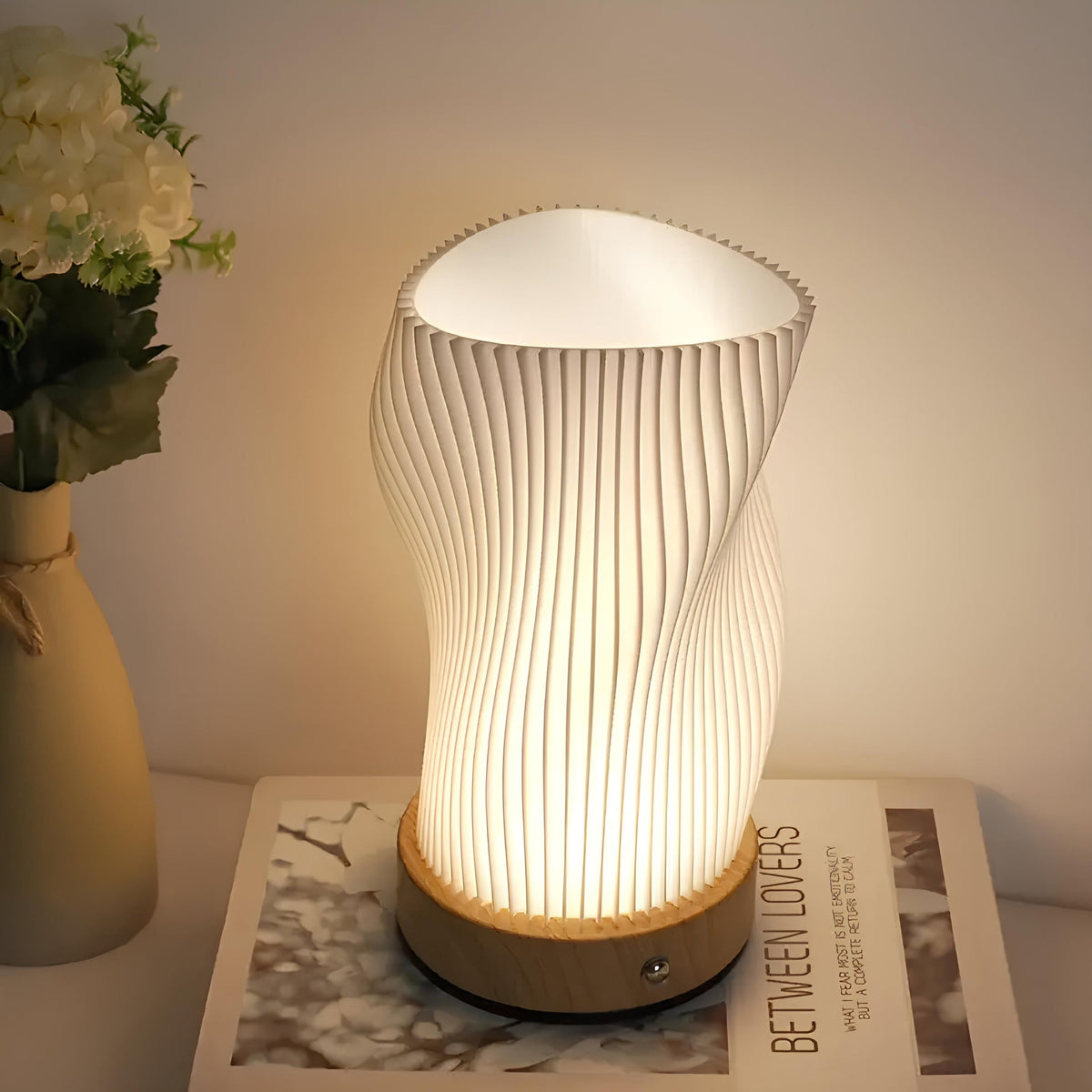 Serene Wave Dimmable Lamp – Create the Perfect Atmosphere in Your Interior