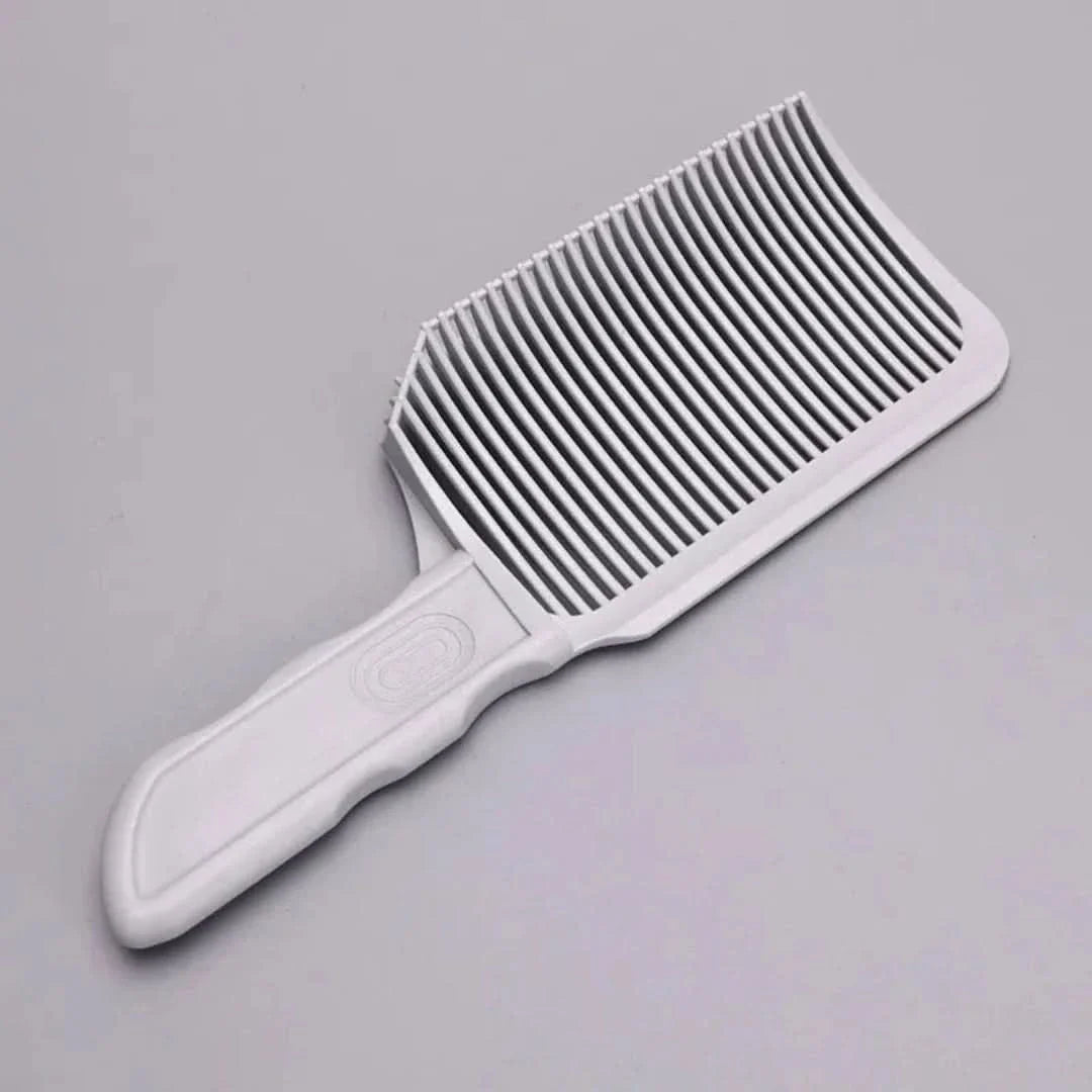 Fade-Kamm | Für den perfekten Haarschnitt zu Hause!