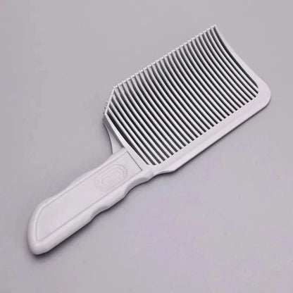 Fade-Kamm | Für den perfekten Haarschnitt zu Hause!