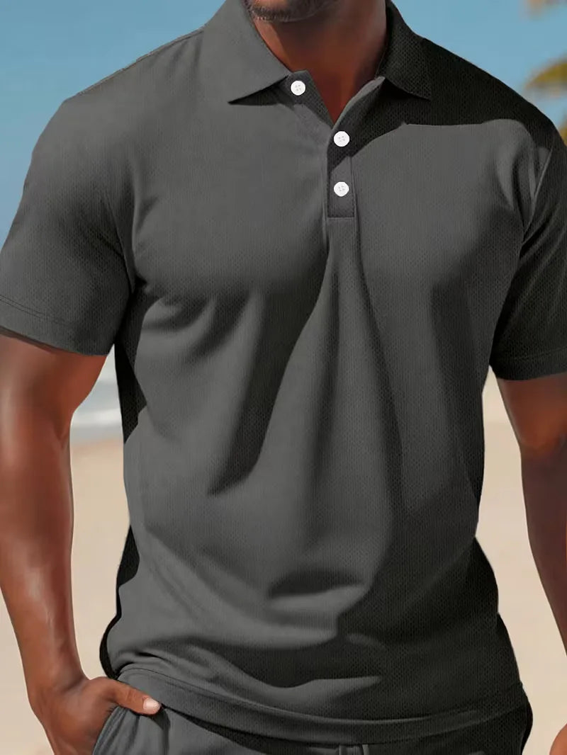 Ensemble d'été avec polo et short