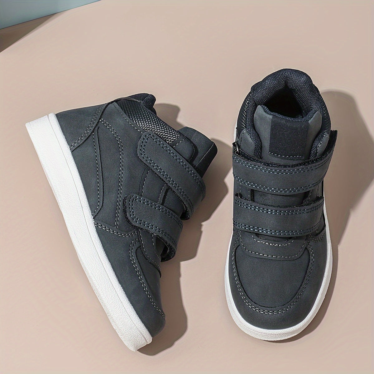 Scarpe sportive da bambino con chiusura in velcro - Aires