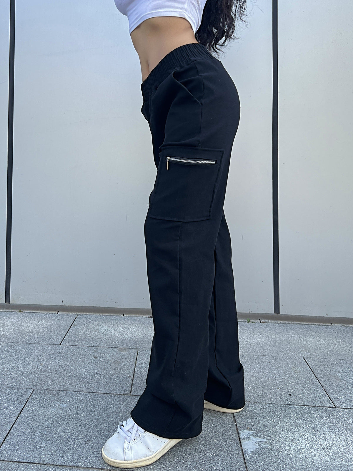 Comfortable Cargo Trousers for Women with Elastic Waist