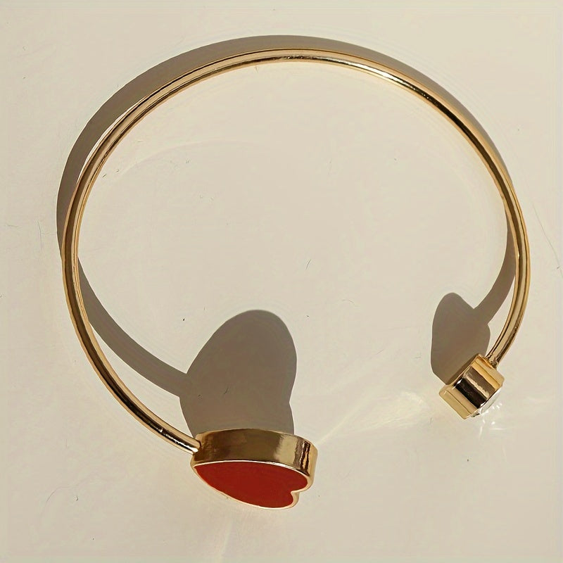 Fien | Chic Red Heart Bracelet