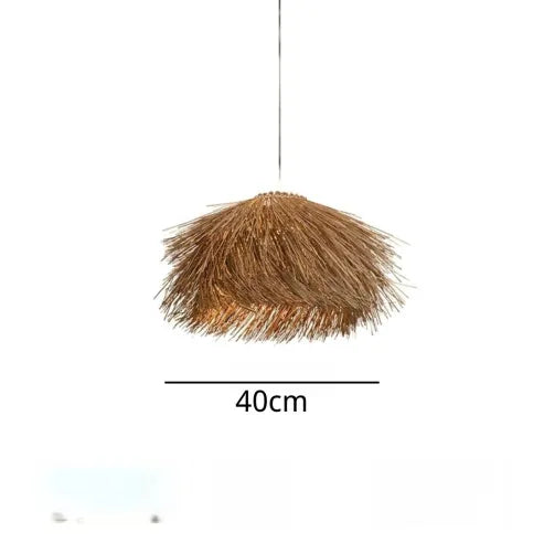 Lámpara colgante de ratán hecha a mano para crear un ambiente cálido y natural en casa