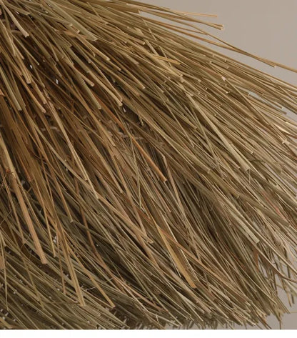 Lámpara colgante de ratán hecha a mano para crear un ambiente cálido y natural en casa