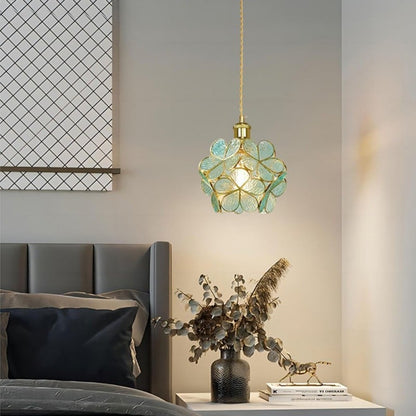 Candeeiro de teto elegante em forma de flor para uma luz acolhedora