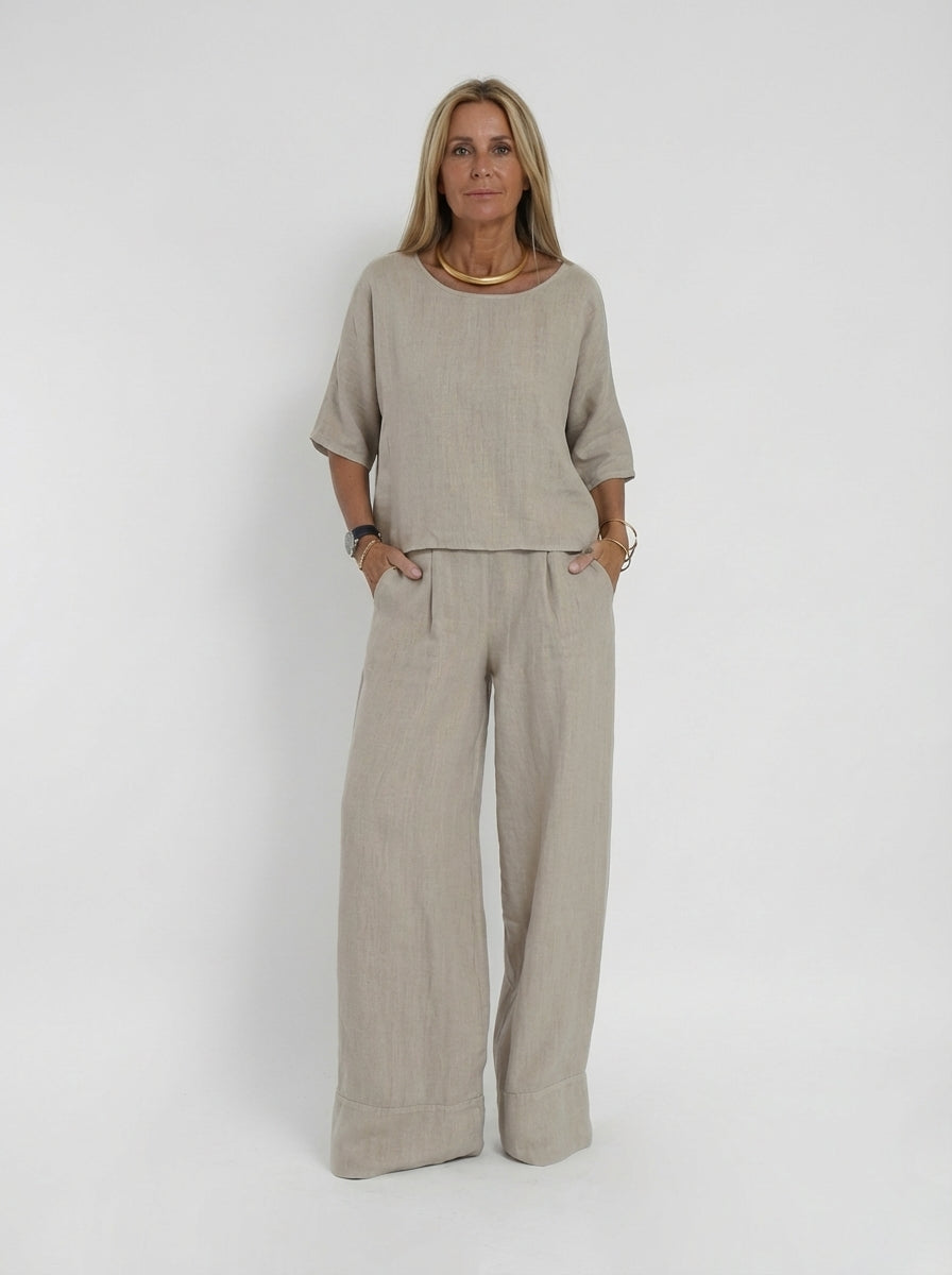 Lightweight Two-Piece Women's Set with Wide Trousers