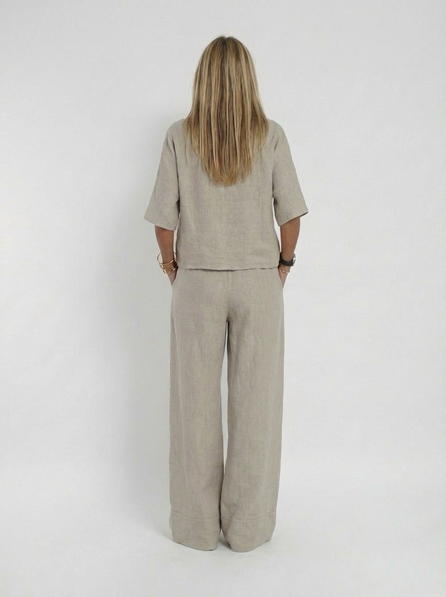 Lightweight Two-Piece Women's Set with Wide Trousers