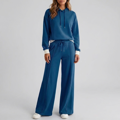 Relaxed two-piece outfit