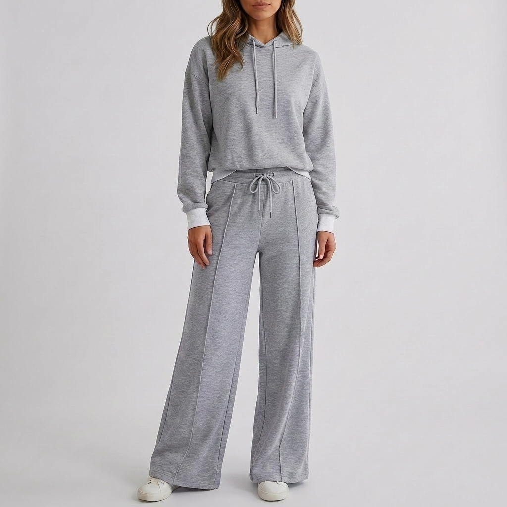 Relaxed two-piece outfit